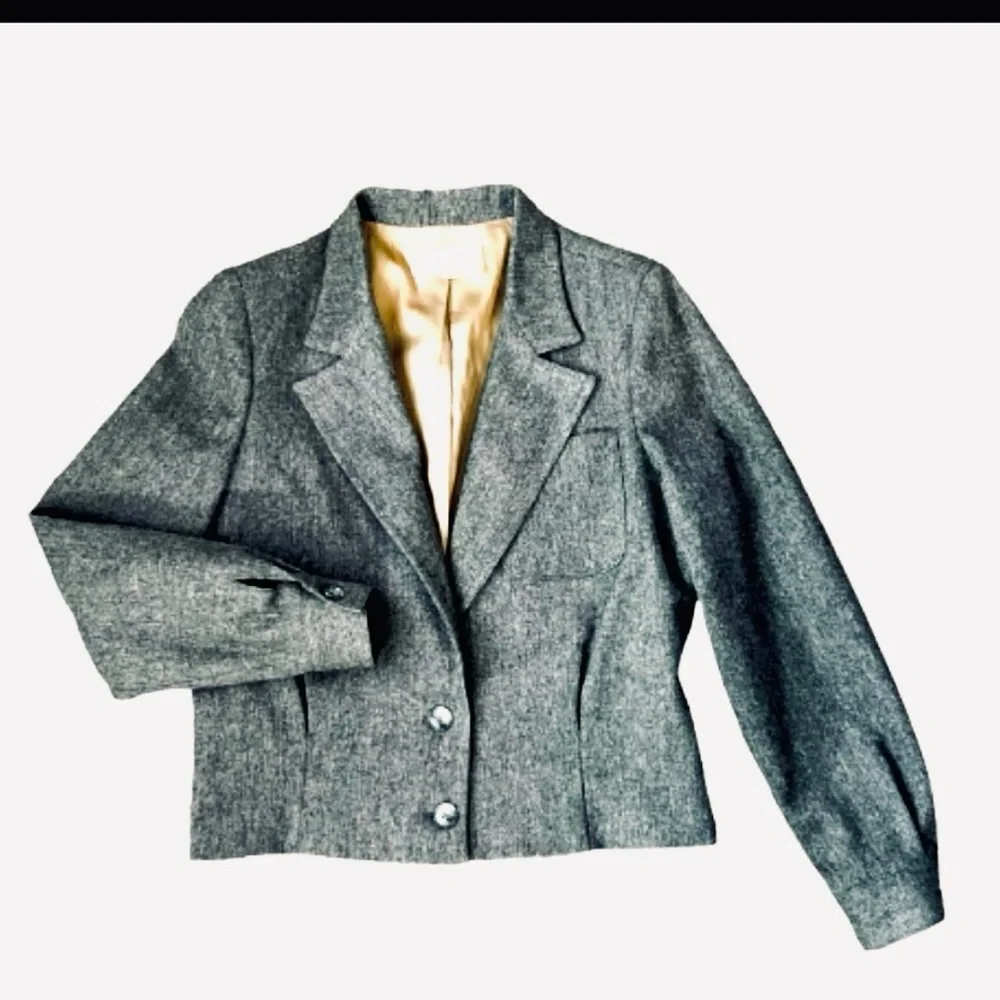 Jones New York Vintage‎ Chic Aline Skirt and Jacket Gray